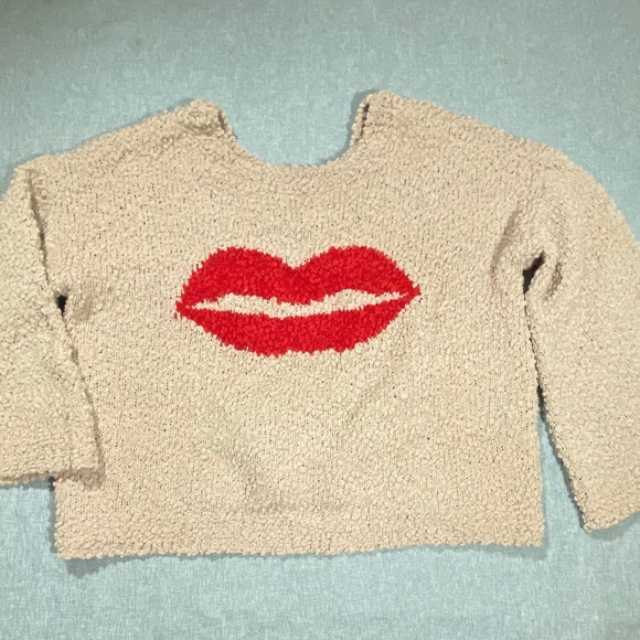 POL Kiss Me Down Sweater - Picture 1 of 16